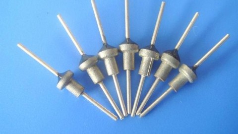 《工业与电子设备电容检测实操指南（工厂产线适配·新手也能快速上手）》